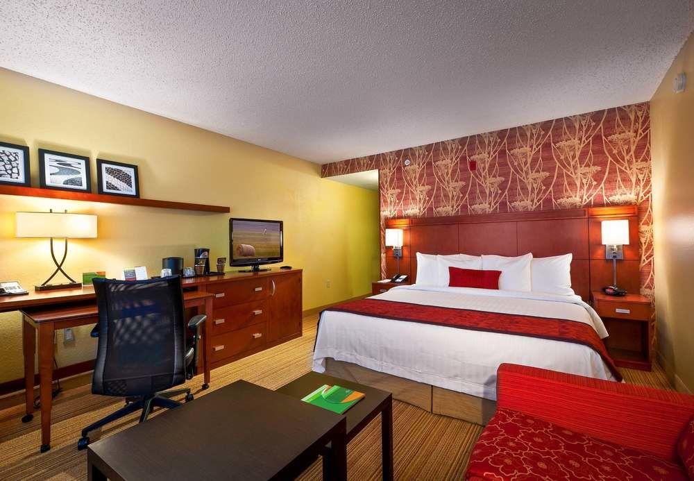 מלון Courtyard Baton Rouge South מראה חיצוני תמונה