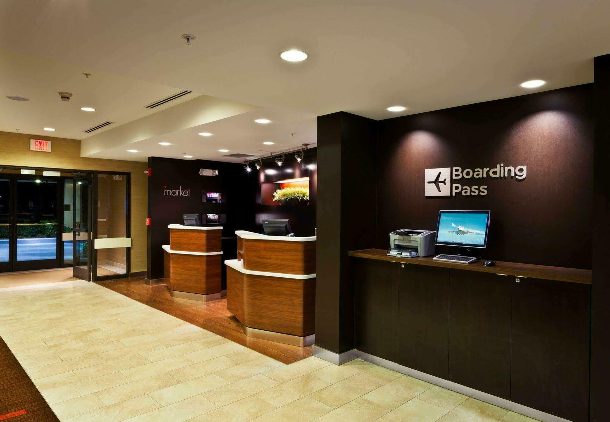 מלון Courtyard Baton Rouge South מראה חיצוני תמונה